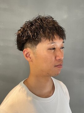 バース バイ ハピネス(BIRTH by happiness) ショーダウンバング ツイストスパイラルパーマ ツイスパ