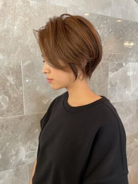 ロット 横浜(lot) 丸みショート/くびれヘア/大人ショート[横浜駅]