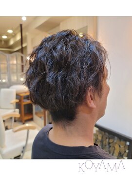 ディンプル 越谷駅前(DiMPlE) メンズ長めパーマ　ツイストスパイラル