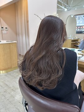 キュオンシア(CUEON. ciea) 艶ロング×柔らかブラウン