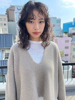 オムズ(OM's)の写真/【栄/大須/矢場町7分】カジュアルからビジネスマンまでの支持も◎ダメージレスで計算された抜け感デザイン