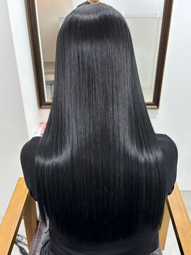 ダイス 岡本 摂津本山(Dice) 低アルカリで創る「地毛風縮毛矯正」美髪矯正/髪質改善/縮毛矯正