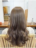 ネビージュ　ミニウルフ　メルティーカラー　ワイドバング　美髪