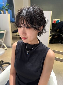 アム(amu) マッシュショート/ニュアンスパーマ/ショートパーマ/緩めパーマ