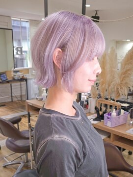 バイエイト(X８) 【透明感抜群】ラベンダーグレージュ×外はねボブ　「小川」