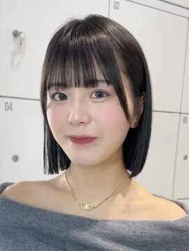 オニキス 原宿(ONYX) h95 切りっぱなしボブ、ストレートボブ