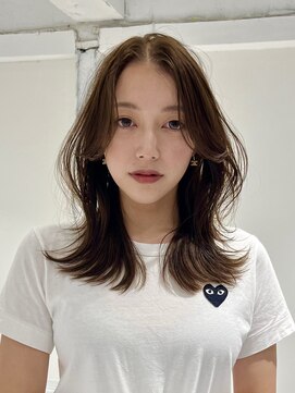 ヨーク(YOKE) 【YOKE】レイヤーカットくびれヘアダブルカラーヘーゼルベージュ