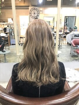 コニ(Coni) ♪Coni♪アッシュベージュ