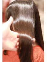 トリート(TREAT)&nbsp;艶髪ヘッドスパを受けられたお客様へア