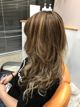 ヘアーアンドビューティー ギブリ(Ghibli) シールエクステでロングスタイル！