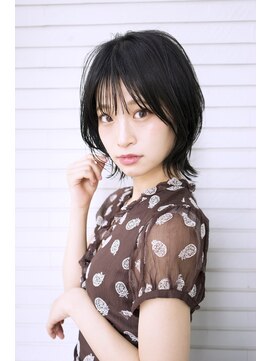 ウィーブス セタガヤ(weaves -SETAGAYA-) 小顔黒髪外ハネ×くびれクラゲヘアー×オリーブグレー