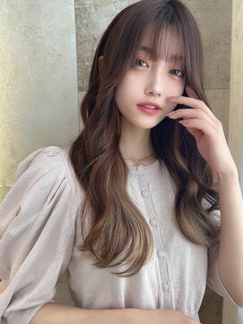 ロンド ロビン 栄(Lond robin) 大きめのゆったりカールであざと可愛い韓国ヘア