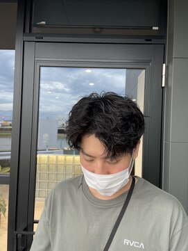 ルーミー(ROOMY) 7:3パーマスタイル