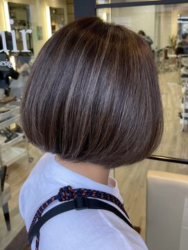 ジュイール 富士見ヶ丘(jouir) ダブルカラーミルクティーベージュカラーケアブリーチ韓国ボブ