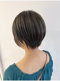 ショートボブ