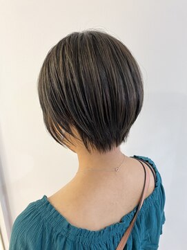 バーグ ドゥ(Bague deux) ショートボブ