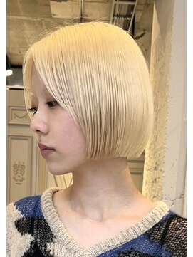 ザ ストラマ(THE STRAMA) ブロンドボブ