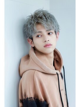 リップス 原宿(LIPPS) 【ツイストスパイラル】束感ショート