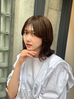ヘアサロン アウラ(hair salon aura)の写真/女子がぜったいはずせないのはやっぱ【小顔×トレンド】！auraはプチプラなのに高い技術をご提供♪