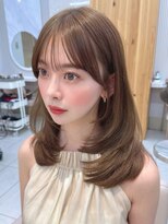 コア 銀座(COA)&nbsp;レイヤーカット　顔周り前髪薄めミディアム大人銀座美容室