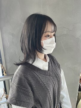 リュッカ(Lyuck) 【MANA】ウルフ/ロングウルフ/レイヤー/レイヤーカット