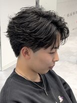 オーシャントーキョー 仙台(OCEAN TOKYO)&nbsp;黒髪ショートツーブロックセンターパートビジネス眉毛仙台