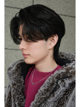 ピア ヤクイン(Pia Yakuin) ショート