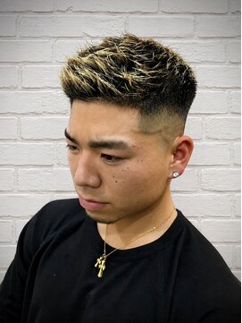 グレイスフルバーバー 赤坂見附店 ハイトーンメッシュフェードショート