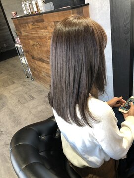 ローエン(LOWEN) 優しく仕上げるファーストカラー。