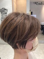 ニッチ(Niche) ふんわり大人ショートボブ