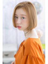 外国人風シルキーベージュ☆かきあげ前髪金髪ボブa1