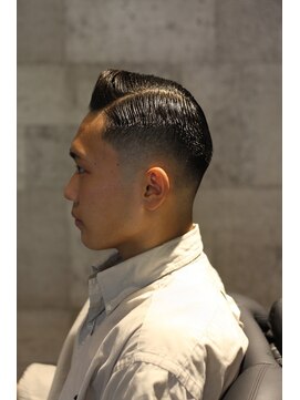 キングスマン トーキョー 国分寺(KINGSMAN TOKYO) アップバング/ツーブロック/スキンフェード[国分寺/国分寺駅]