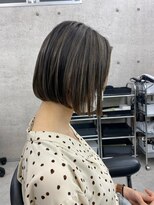 イキ 表参道(iki omotesando)&nbsp;モード/無造作ウェーブ/大人ガーリー[表参道駅]