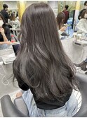 ロングレイヤーカット×グレージュカラー　【CHICA】