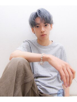 メノン(Menon) センターパートマッシュ