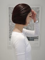 ノーヴァン デフォーム(NOVAN DEFORM) 暖色カラーのミニボブ