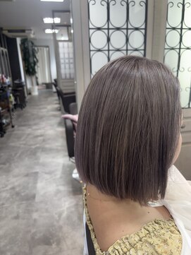 プリズム ヘアーデザイン 北坂戸店 ダブルカラーでベージュシルバー