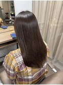 オリーブグレージュ