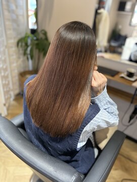 エヌ(enu) ブラウンカラー