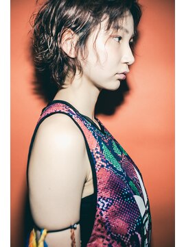 ミト(mito) おくれ毛×横顔