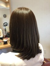 ティオ(Tio) 艶ツヤアッシュベージュ