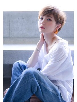 エイミー(Aimee) Aimee 透けちゃうロイヤルベージュ×こなれショート