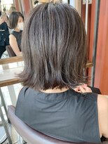 ルーファス 恵比寿 渋谷(Ruufus)&nbsp;グレーアッシュ外ハネ切りっぱなしボブ【Ruufus恵比寿渋谷】3159