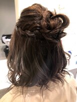 アプシー 三田駅前店(Apsee)&nbsp;華やかハーフアップ