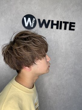 ホワイト(WHITE) [WHITE ZIN] ミルクティーメンズクラウド束感マッシュ