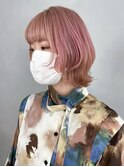 ホワイトピンクボブウルフ_アースカラーくびれヘア_ba377402