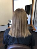 **アッシュグレージュダブルカラー**