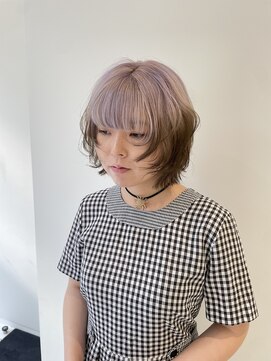 ハイブ 金沢(Hive) ルーツカラー　ベージュ×ホワイト