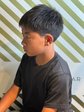 バーバーバー アカバネ(BARBER-BAR AKABANE) 好感度上がる黒髪短髪ヘアスタイル#2