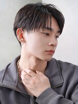 ゼロ 渋谷(XeRo)&nbsp;メンズツーブロック刈り上げ【韓国ナチュラルコンマバング】